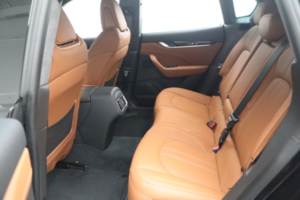 Used 2022 Maserati Levante GT for sale $52,900 at Alfa Romeo of Greenwich in Greenwich CT 06830 19