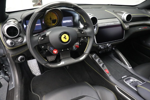 Used 2019 Ferrari GTC4Lusso T for sale $329,900 at Alfa Romeo of Greenwich in Greenwich CT 06830 20