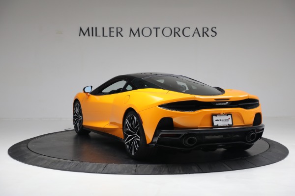 New 2022 McLaren GT for sale $220,800 at Alfa Romeo of Greenwich in Greenwich CT 06830 4