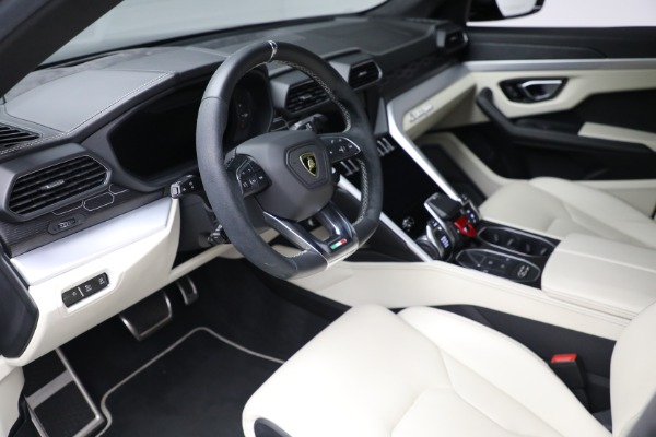 Used 2019 Lamborghini Urus for sale $258,900 at Alfa Romeo of Greenwich in Greenwich CT 06830 13