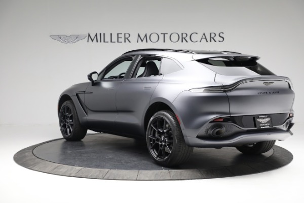Used 2022 Aston Martin DBX for sale $194,900 at Alfa Romeo of Greenwich in Greenwich CT 06830 4