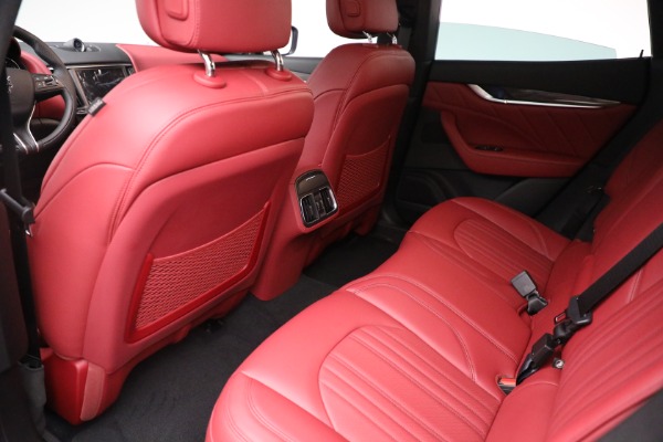 Used 2022 Maserati Levante GT for sale Sold at Alfa Romeo of Greenwich in Greenwich CT 06830 17