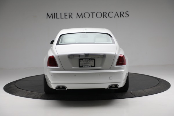 Used 2017 Rolls-Royce Ghost for sale $229,900 at Alfa Romeo of Greenwich in Greenwich CT 06830 6