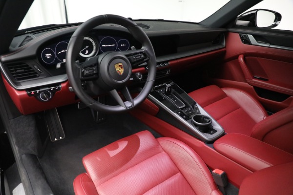 Used 2020 Porsche 911 Carrera 4S for sale Sold at Alfa Romeo of Greenwich in Greenwich CT 06830 13