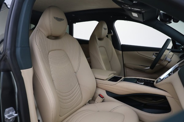 New 2022 Aston Martin DBX for sale $237,946 at Alfa Romeo of Greenwich in Greenwich CT 06830 19