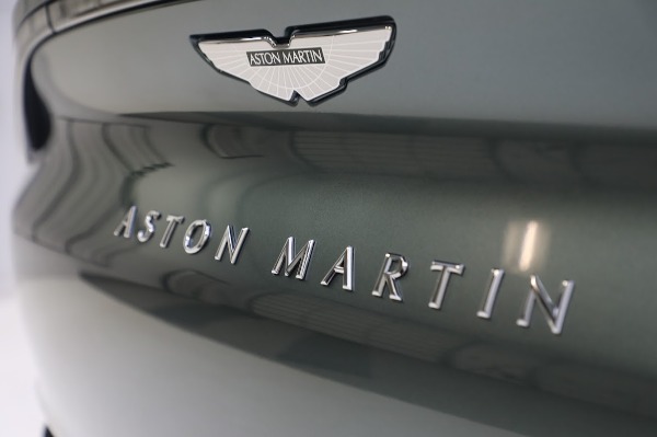 New 2022 Aston Martin DBX for sale $237,946 at Alfa Romeo of Greenwich in Greenwich CT 06830 26