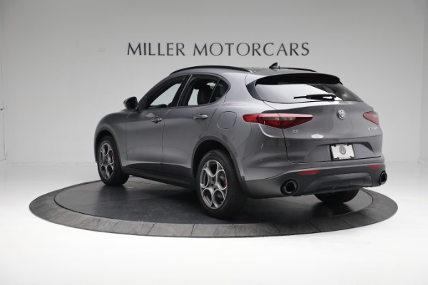 New 2022 Alfa Romeo Stelvio Sprint for sale Sold at Alfa Romeo of Greenwich in Greenwich CT 06830 5