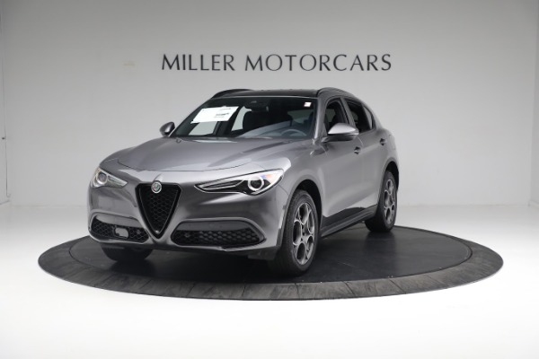 New 2022 Alfa Romeo Stelvio Sprint for sale $52,905 at Alfa Romeo of Greenwich in Greenwich CT 06830 1