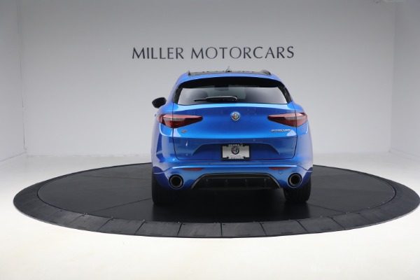 Used 2022 Alfa Romeo Stelvio Veloce for sale $32,900 at Alfa Romeo of Greenwich in Greenwich CT 06830 6