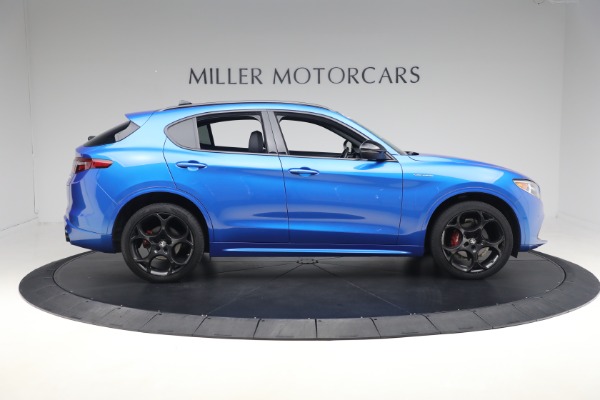 Used 2022 Alfa Romeo Stelvio Veloce for sale $32,900 at Alfa Romeo of Greenwich in Greenwich CT 06830 9