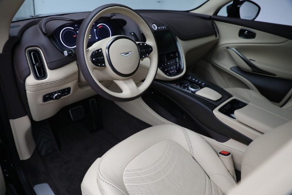 Used 2022 Aston Martin DBX for sale $105,900 at Alfa Romeo of Greenwich in Greenwich CT 06830 14