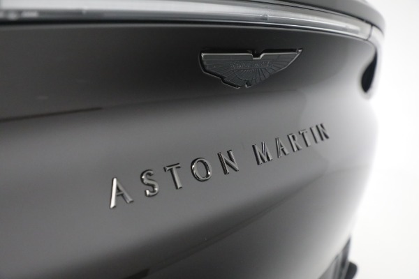 Used 2022 Aston Martin DBX for sale $105,900 at Alfa Romeo of Greenwich in Greenwich CT 06830 23
