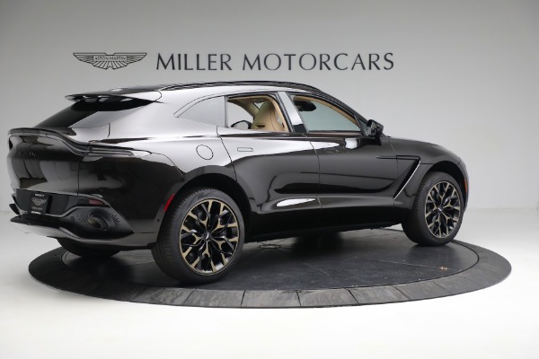 Used 2022 Aston Martin DBX for sale $105,900 at Alfa Romeo of Greenwich in Greenwich CT 06830 7