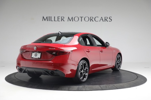 New 2022 Alfa Romeo Giulia Veloce for sale Sold at Alfa Romeo of Greenwich in Greenwich CT 06830 7