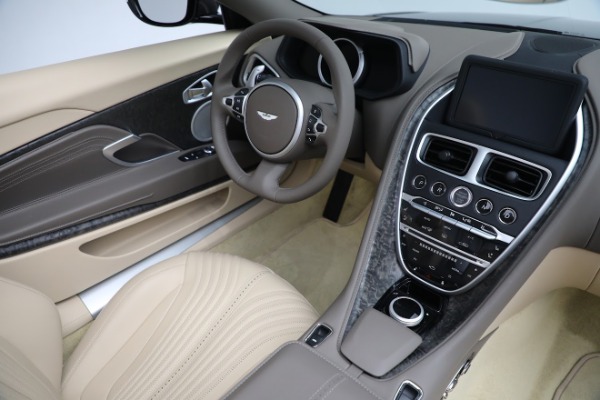 New 2022 Aston Martin DB11 Volante for sale $284,796 at Alfa Romeo of Greenwich in Greenwich CT 06830 28