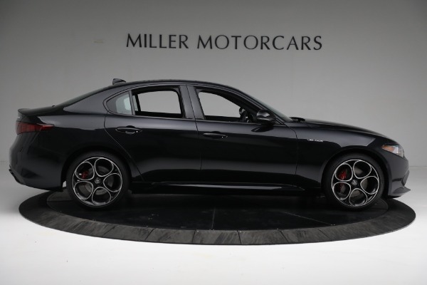 New 2022 Alfa Romeo Giulia Veloce for sale Sold at Alfa Romeo of Greenwich in Greenwich CT 06830 9