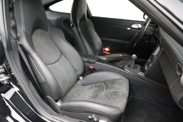 Used 2008 Porsche 911 GT2 for sale $359,900 at Alfa Romeo of Greenwich in Greenwich CT 06830 20