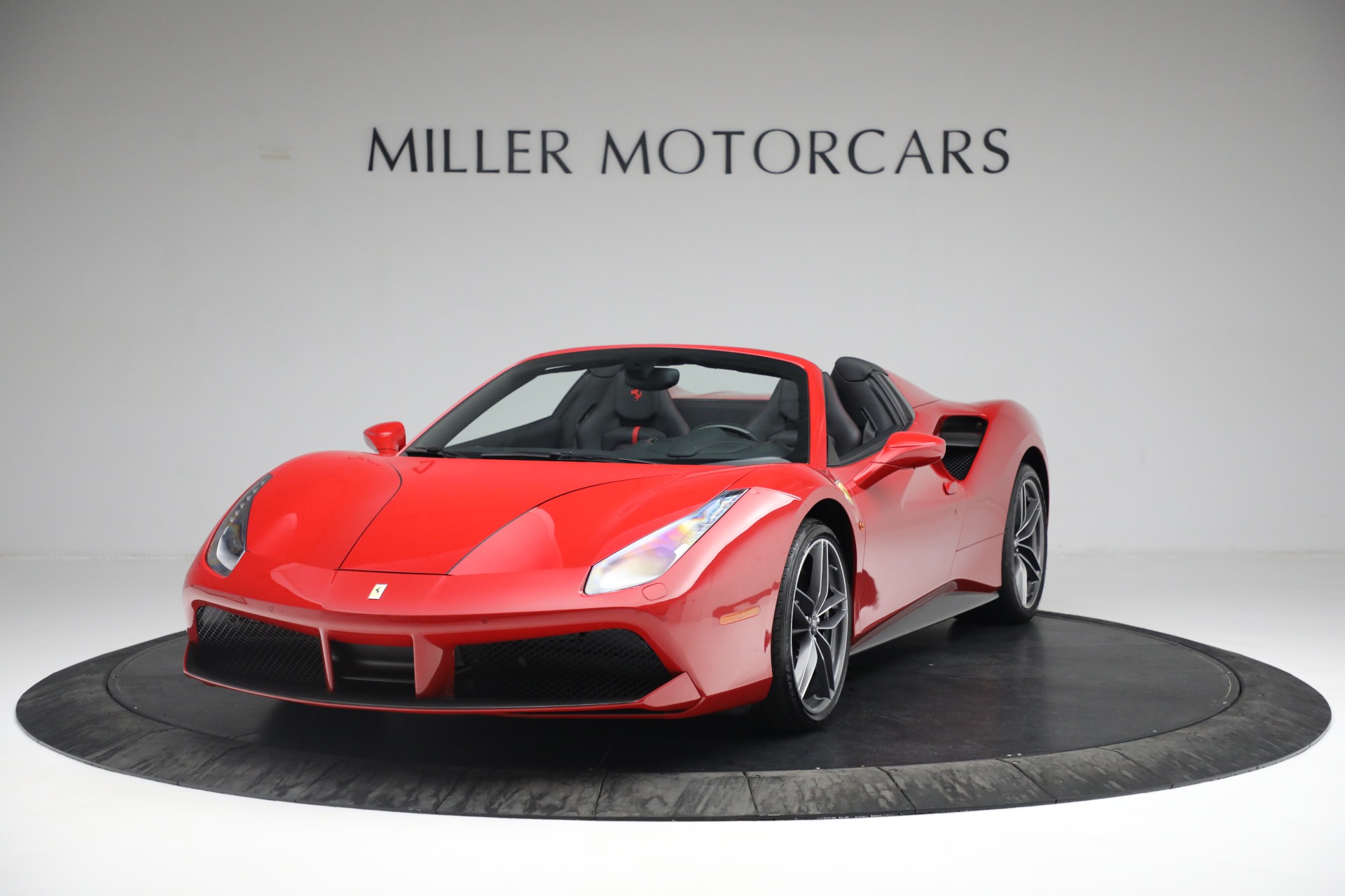 Used 2018 Ferrari 488 Spider for sale Sold at Alfa Romeo of Greenwich in Greenwich CT 06830 1