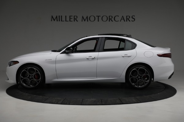 New 2022 Alfa Romeo Giulia Veloce for sale Sold at Alfa Romeo of Greenwich in Greenwich CT 06830 3