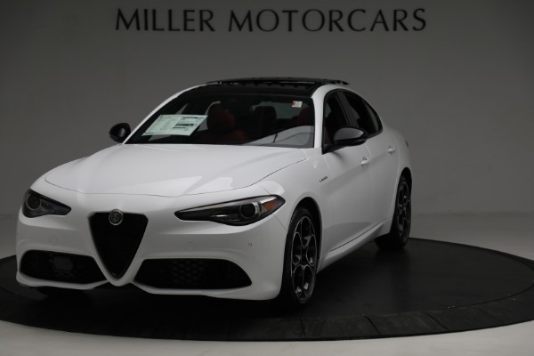 New 2022 Alfa Romeo Giulia Veloce for sale Sold at Alfa Romeo of Greenwich in Greenwich CT 06830 1