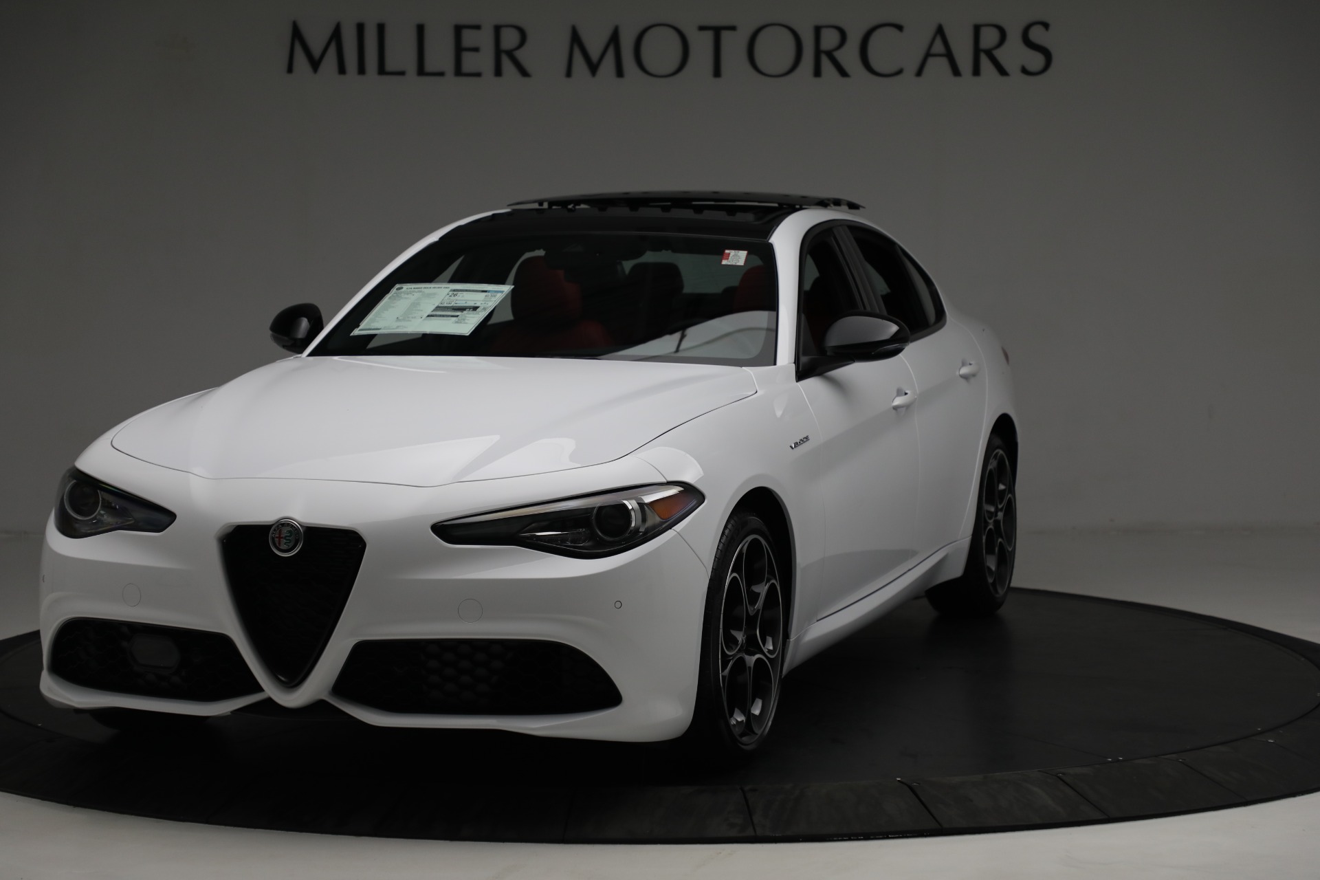 New 2022 Alfa Romeo Giulia Veloce for sale Sold at Alfa Romeo of Greenwich in Greenwich CT 06830 1