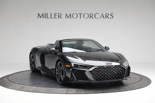 Used 2022 Audi R8 5.2 quattro V10 perform. Spyder for sale Call for price at Alfa Romeo of Greenwich in Greenwich CT 06830 11