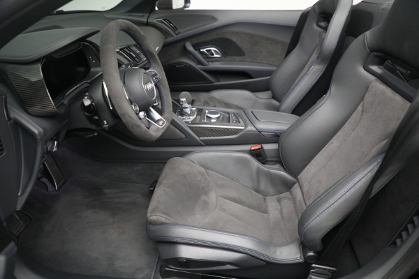 Used 2022 Audi R8 5.2 quattro V10 perform. Spyder for sale Sold at Alfa Romeo of Greenwich in Greenwich CT 06830 20