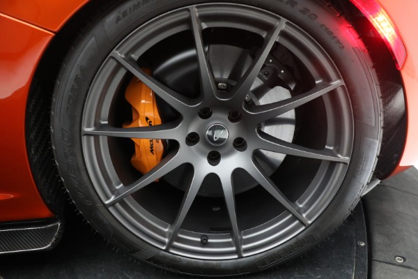Used 2015 McLaren P1 for sale Call for price at Alfa Romeo of Greenwich in Greenwich CT 06830 20