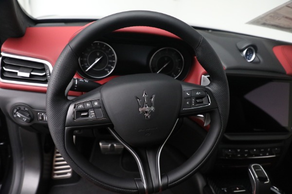 New 2022 Maserati Ghibli Modena Q4 for sale $109,155 at Alfa Romeo of Greenwich in Greenwich CT 06830 28