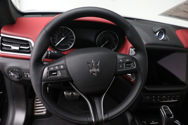 New 2022 Maserati Ghibli Modena Q4 for sale Sold at Alfa Romeo of Greenwich in Greenwich CT 06830 28