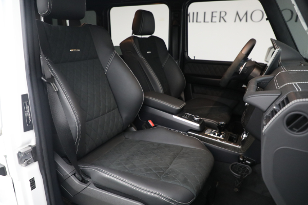 Used 2017 Mercedes-Benz G-Class G 550 4x4 Squared for sale $279,900 at Alfa Romeo of Greenwich in Greenwich CT 06830 20