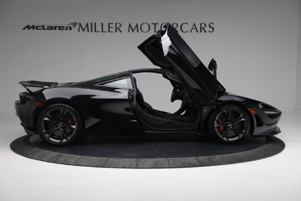 Used 2019 McLaren 720S Performance for sale $304,900 at Alfa Romeo of Greenwich in Greenwich CT 06830 18