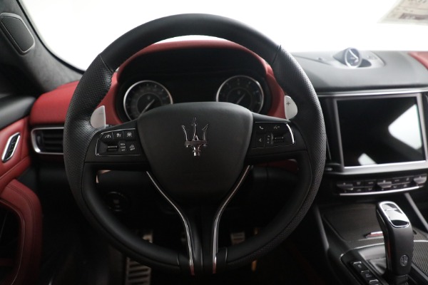 New 2022 Maserati Levante Modena for sale $113,075 at Alfa Romeo of Greenwich in Greenwich CT 06830 28