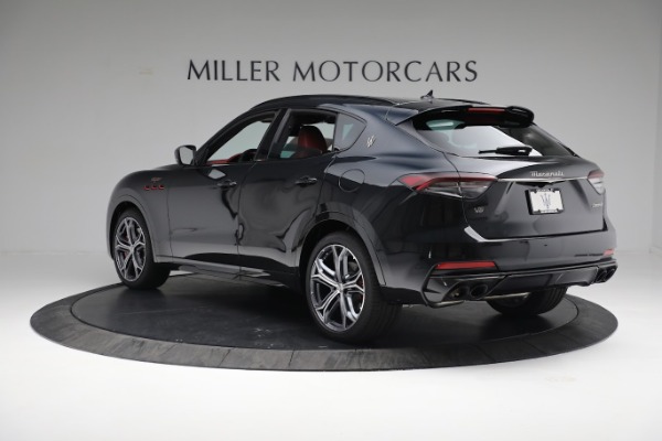 New 2022 Maserati Levante Trofeo for sale $164,316 at Alfa Romeo of Greenwich in Greenwich CT 06830 5
