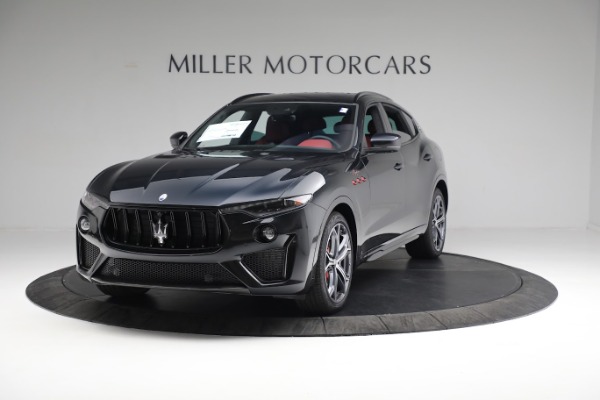 New 2022 Maserati Levante Trofeo for sale $164,316 at Alfa Romeo of Greenwich in Greenwich CT 06830 1