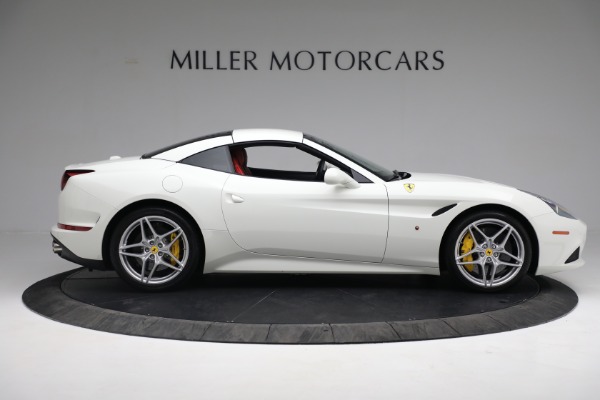 Used 2015 Ferrari California T for sale $169,900 at Alfa Romeo of Greenwich in Greenwich CT 06830 17