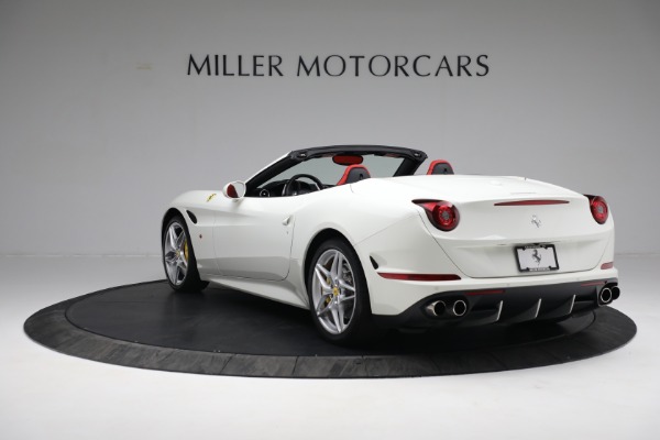 Used 2015 Ferrari California T for sale $169,900 at Alfa Romeo of Greenwich in Greenwich CT 06830 5