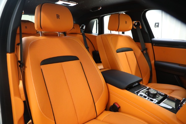 Used 2022 Rolls-Royce Ghost Black Badge for sale $394,900 at Alfa Romeo of Greenwich in Greenwich CT 06830 23