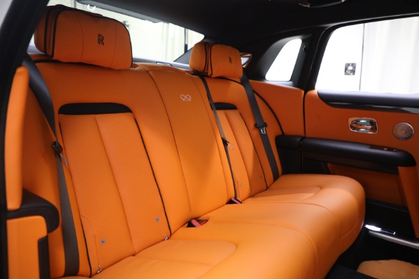 Used 2022 Rolls-Royce Ghost Black Badge for sale $394,900 at Alfa Romeo of Greenwich in Greenwich CT 06830 24