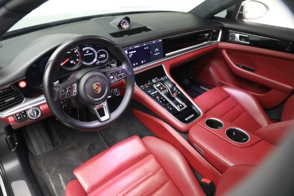 Used 2019 Porsche Panamera Turbo for sale $121,900 at Alfa Romeo of Greenwich in Greenwich CT 06830 11