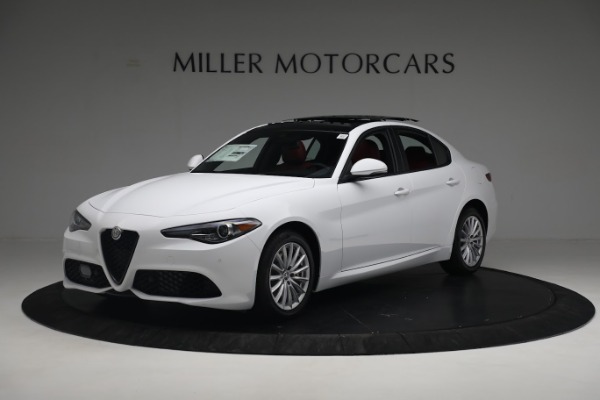 New 2022 Alfa Romeo Giulia Sprint for sale $50,545 at Alfa Romeo of Greenwich in Greenwich CT 06830 1