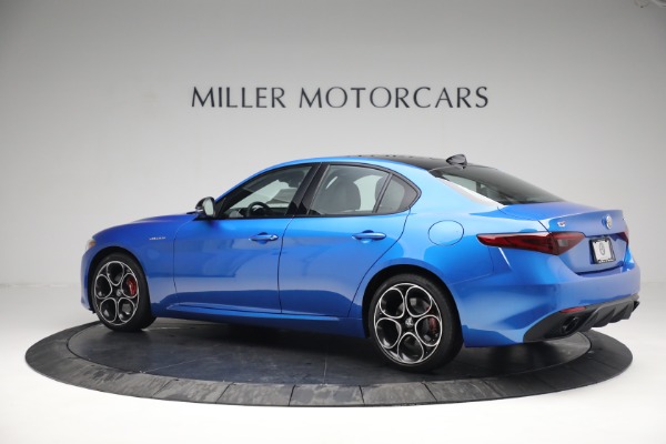 New 2022 Alfa Romeo Giulia Veloce for sale Sold at Alfa Romeo of Greenwich in Greenwich CT 06830 4