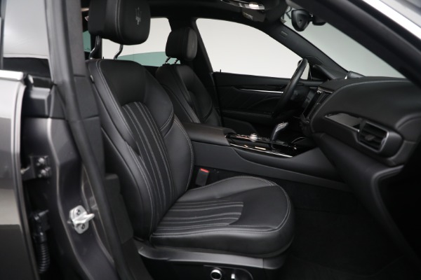 Used 2022 Maserati Levante Modena for sale $39,995 at Alfa Romeo of Greenwich in Greenwich CT 06830 15