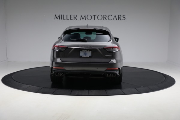 Used 2022 Maserati Levante Modena for sale $39,995 at Alfa Romeo of Greenwich in Greenwich CT 06830 5