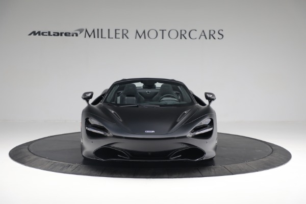 Used 2022 McLaren 720S Spider Performance for sale $369,900 at Alfa Romeo of Greenwich in Greenwich CT 06830 11