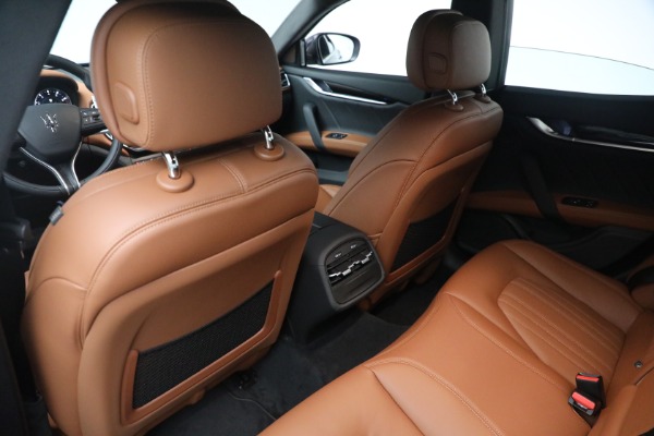 New 2022 Maserati Ghibli Modena Q4 for sale $99,755 at Alfa Romeo of Greenwich in Greenwich CT 06830 16