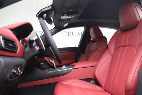 New 2022 Maserati Levante Modena for sale $113,075 at Alfa Romeo of Greenwich in Greenwich CT 06830 14