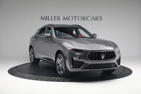 New 2022 Maserati Levante Modena S for sale Sold at Alfa Romeo of Greenwich in Greenwich CT 06830 10