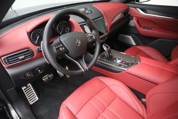 New 2022 Maserati Levante Modena S for sale $136,926 at Alfa Romeo of Greenwich in Greenwich CT 06830 12