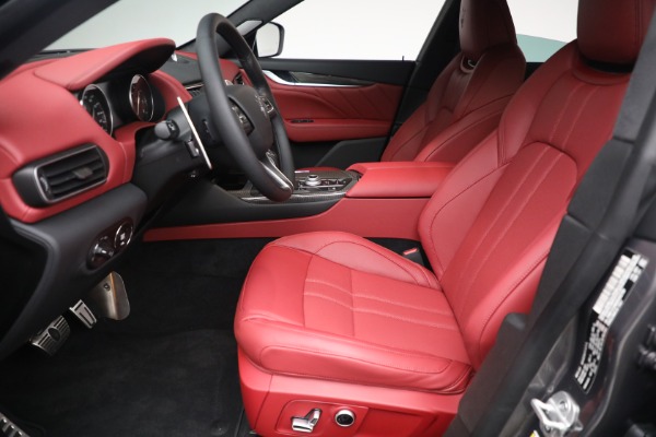 New 2022 Maserati Levante Modena S for sale $136,926 at Alfa Romeo of Greenwich in Greenwich CT 06830 13